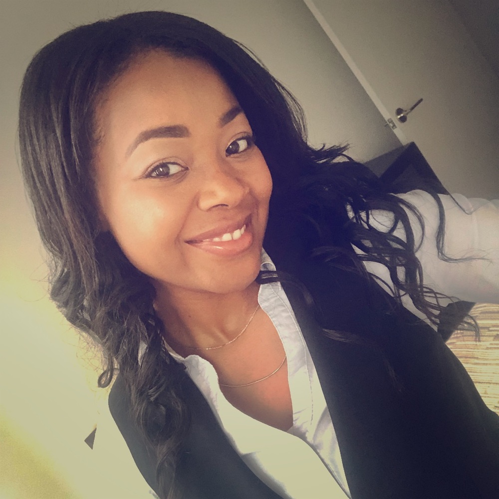 Meet your Posher, Azara